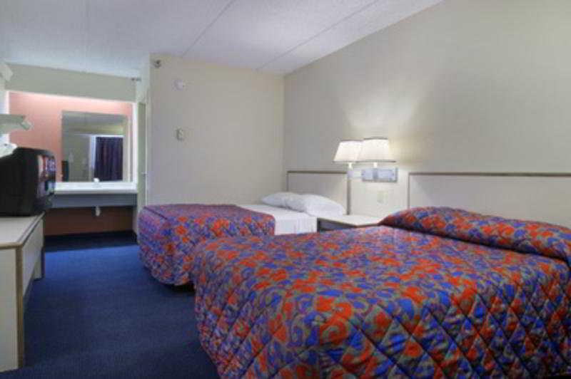 Bay Inn On Busch Tampa Room photo