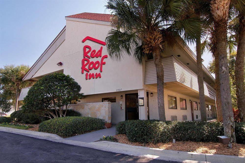 Rodeway Inn Tampa Near Busch Gardens-Usf Exterior photo